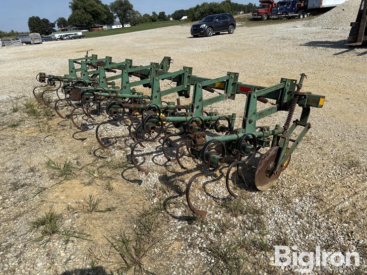 john-deere-6-image-5