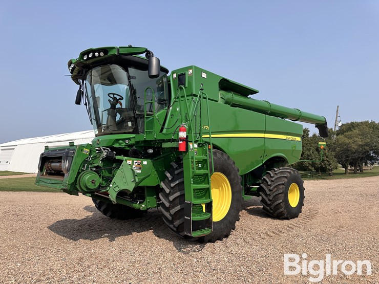 2021-john-deere-s770-image-1