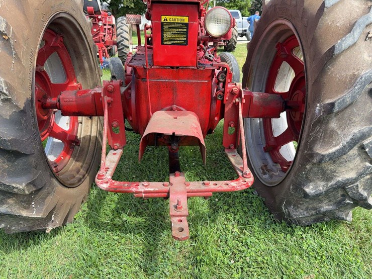 farmall-super-m-image-40