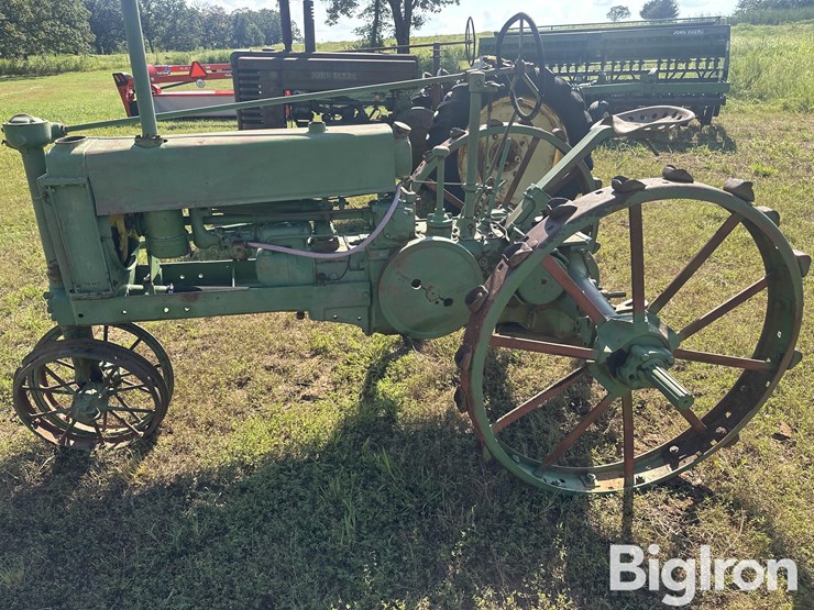 john-deere-b-image-4