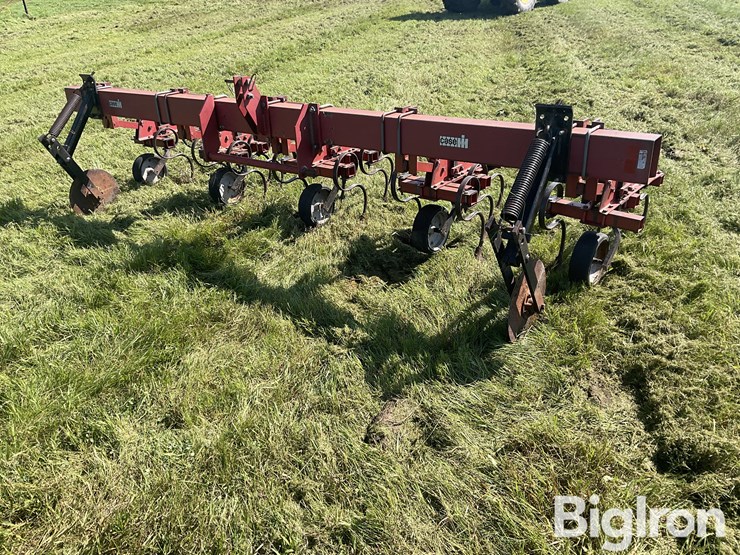 case-ih-183-image-1