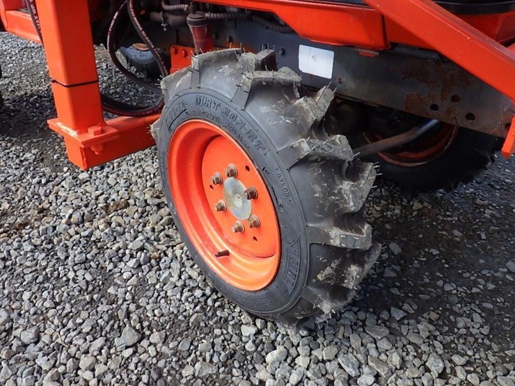 2005-kubota-b7510-image-31