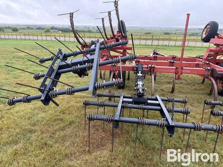 hesston-2340-image-15