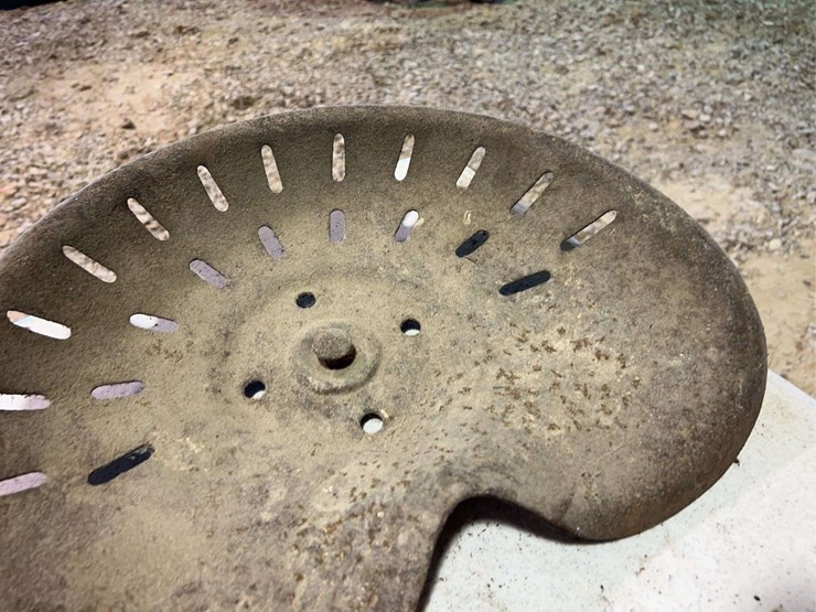 (3)-pressed-steel-pan-seats-image-14