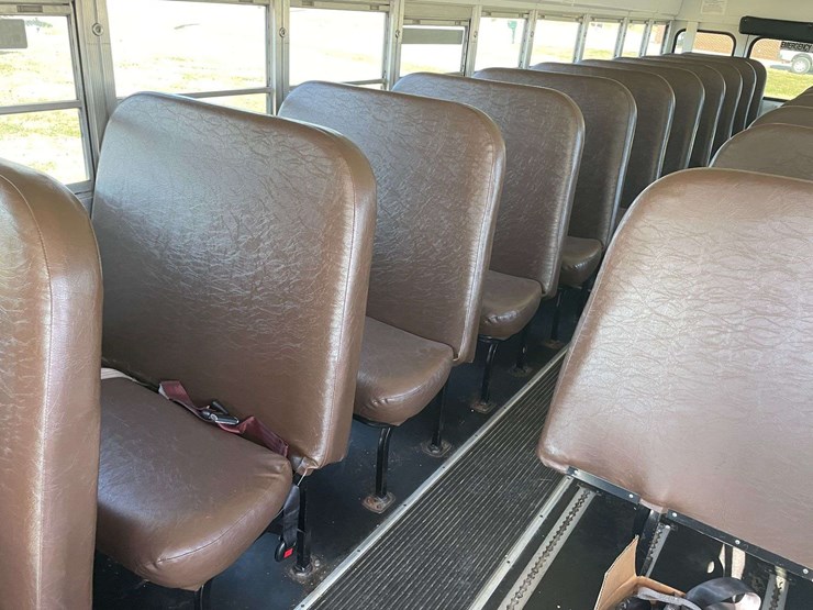 2002-bluebird-school-bus-image-70