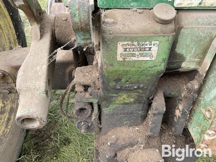 1959-john-deere-630-image-11