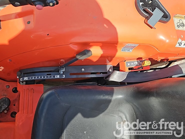 2019-kubota-l3901-image-25