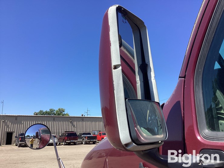 2007-kenworth-t2000-image-15