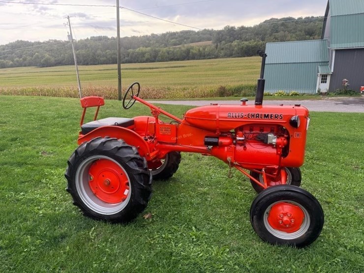 1950-allis-chalmers-b-tractor-image-1