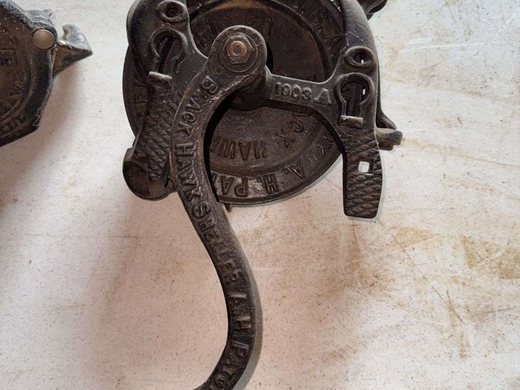 (2)-black-hawk-corn-sheller-image-2