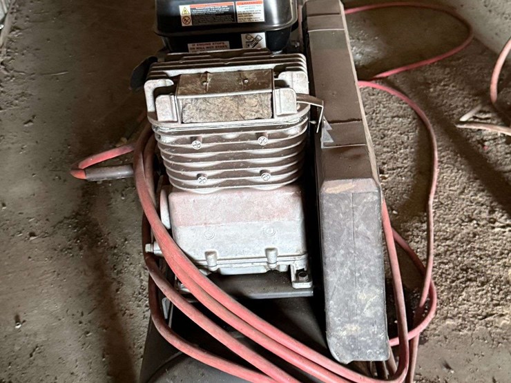 lot-of-2-portable-air-compressors-–-excell-20-gallon-gas-powered-&-older-electric-unit-image-4
