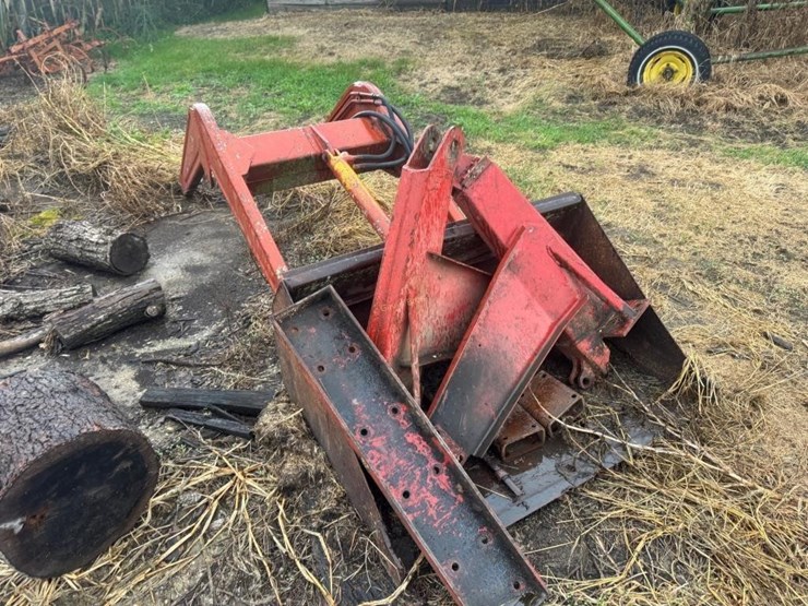 massey-ferguson-loader-image-5
