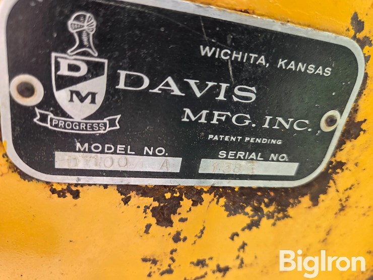 davis-d2100-backhoe-attachment-image-19