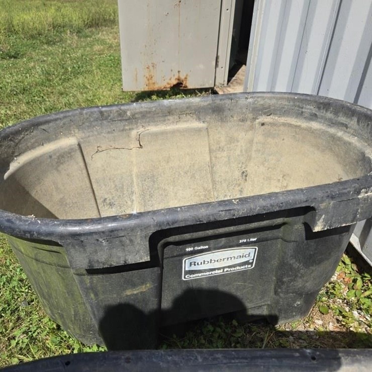 One hundred gallon Water trough rubber maid