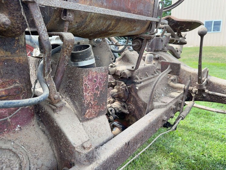 farmall-f-20-image-52