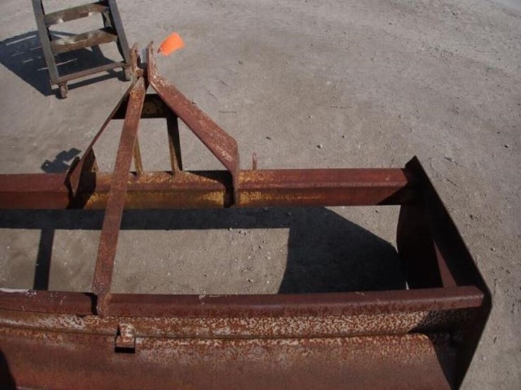 84-in.-3-pt-hitch-box-scraper-image-13