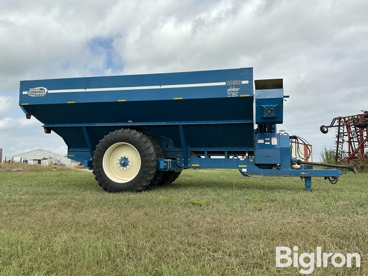 kinze-1050-image-4