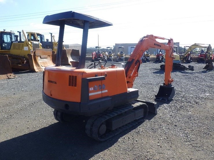 kubota-kx026-image-4