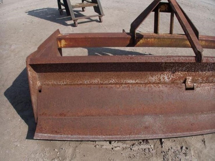 84-in.-3-pt-hitch-box-scraper-image-15