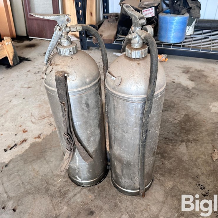 Fyr-Fyter 2.5 Gallon Water Fire Extinguishers