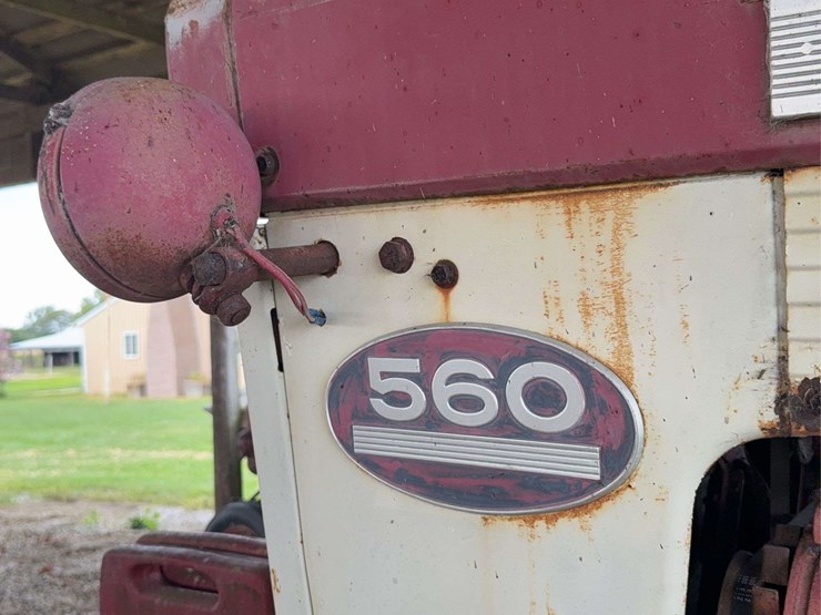 farmall-560-image-75