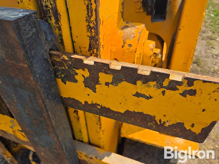 hyster-forklift-image-16