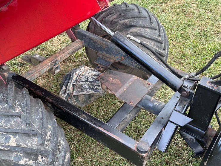 pug-badlands-4x4-articulating-utv-with-hydraulic-dump-bed-image-17