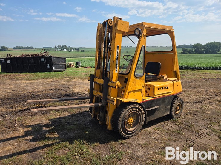 hyster-forklift-image-1
