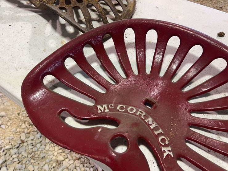 (3)-cast-iron-seats-image-8