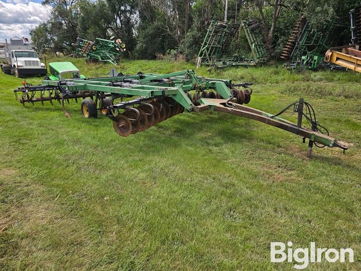 john-deere-510-image-3