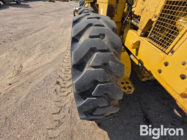 1990-caterpillar-140g-vhp-image-11