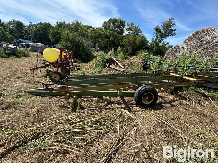 john-deere-200-image-9
