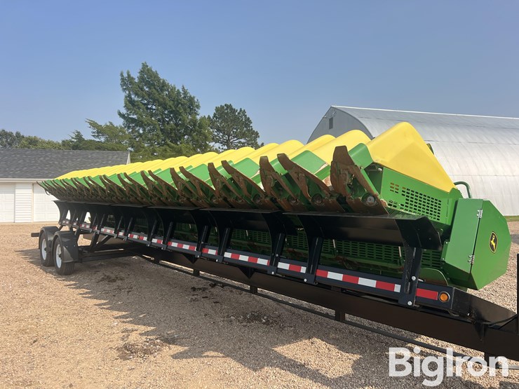 2022-john-deere-sh12r-12r-cotton-stripper-header-w/harvest-ag-trailer-image-7