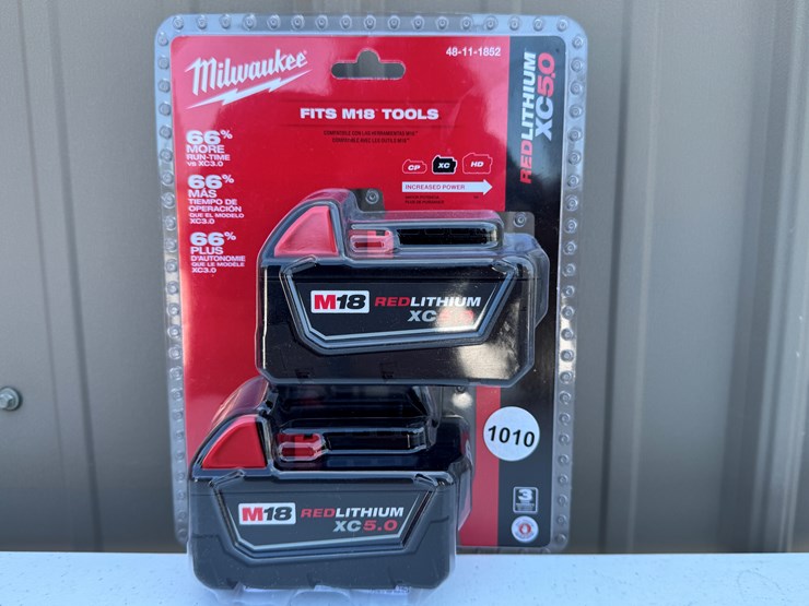 #1010-•-milwaukee-m18™-redlithium™-xc5.0-extended-capacity-battery-two-pack-48-11-1852-image-1