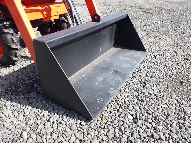 2005-kubota-b7510-image-10