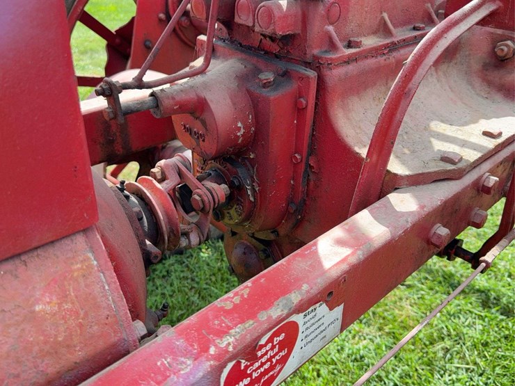 farmall-f-20-image-57