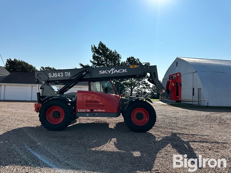 2020-skyjack-sj643th-image-4