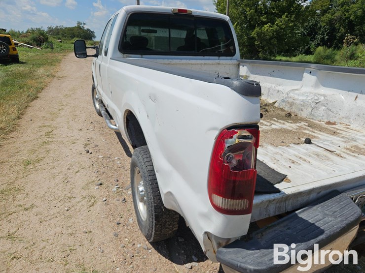 2001-ford-f250-image-18