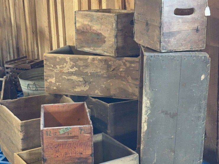 group-of-wood-boxes-image-15