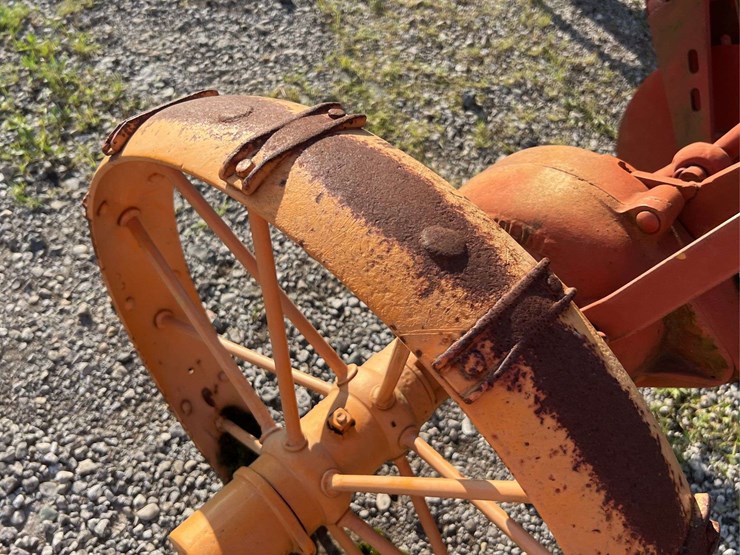 moline-5-bottom-plow-image-20