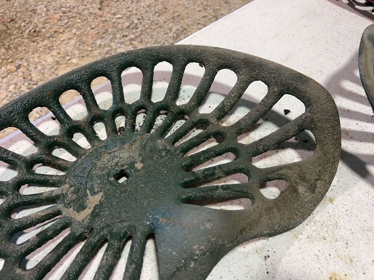 (3)-cast-iron-seats-image-4