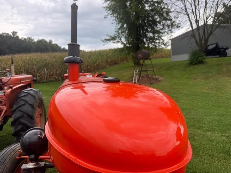 allis-chalmers-wd45-tractor-image-16