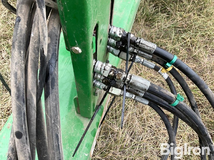 2013-john-deere-2620-image-12