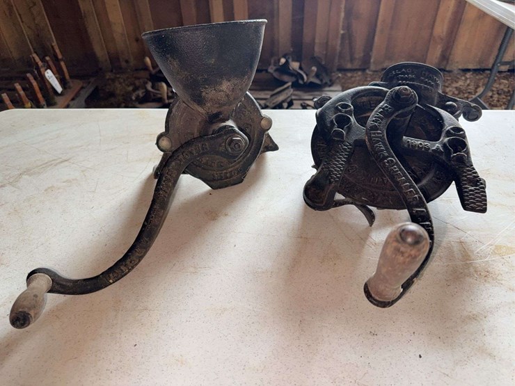 (2)-black-hawk-corn-sheller-image-1