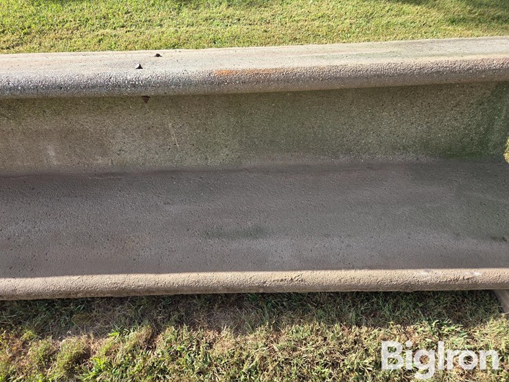 concrete-feed-bunks-image-10