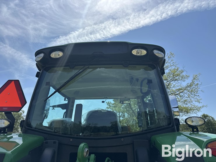 2022-john-deere-6r-110-image-16