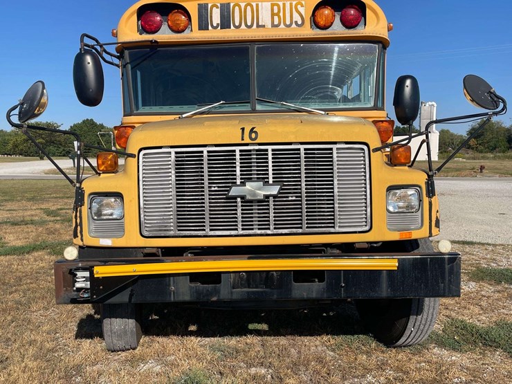 2002-bluebird-school-bus-image-10