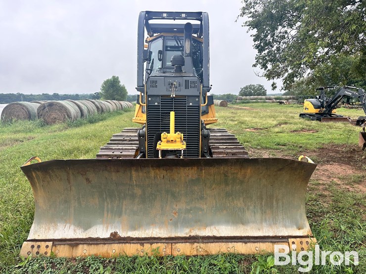 2017-deere-700k-xlt-image-2