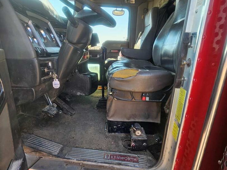 2007-kenworth-t800-image-6