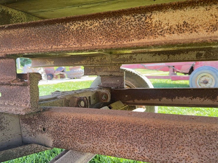 hay-wagon-image-16